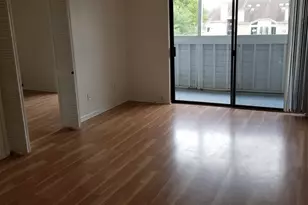 3015 Walnut Bend Ln, Houston, TX 77042 - Photo 3