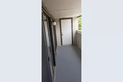 3015 Walnut Bend Lane #33, Houston, TX 77042 - Photo 11