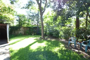 8715 Ilona Ln, Houston, TX 77025 - Photo 17
