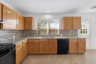 3139 Silver Cedar Trail, Katy, TX 77449 - Photo 9