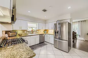 610 Andover St, Spring, TX 77373 - Photo 9