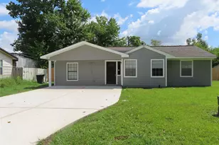 705 Baca St, Houston, TX 77013 - Photo 1