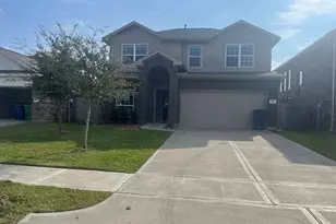 110 Kelly St, Angleton, TX 77515 - Photo 1