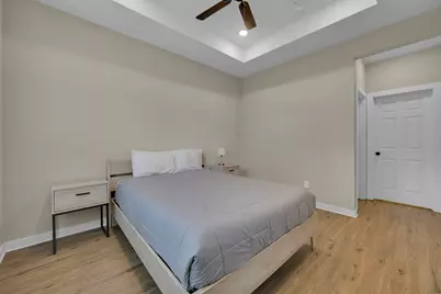 10317 Lake Road #6B, Houston, TX 77070 - Photo 11