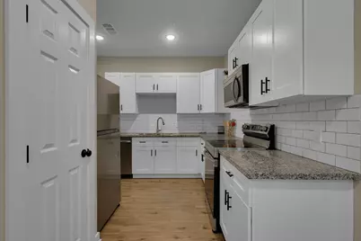 10317 Lake Road #6B, Houston, TX 77070 - Photo 7