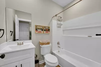 10317 Lake Road #6B, Houston, TX 77070 - Photo 15
