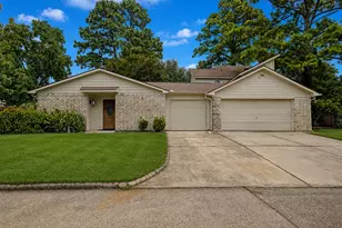 12103 Hawthorne Dr, Montgomery, TX 77356 - Photo 1