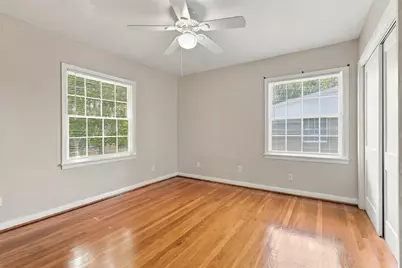 4505 Larch Lane #B, Bellaire, TX 77401 - Photo 21