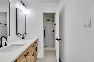 3035 Pecan Point Dr, Sugar Land, TX 77478 - Photo 31