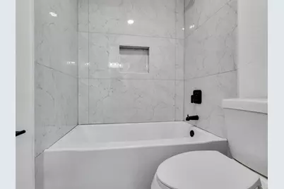 3035 Pecan Point Dr, Sugar Land, TX 77478 - Photo 27