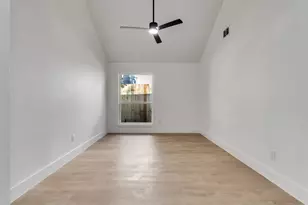3035 Pecan Point Dr, Sugar Land, TX 77478 - Photo 25