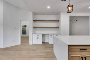 3035 Pecan Point Dr, Sugar Land, TX 77478 - Photo 7