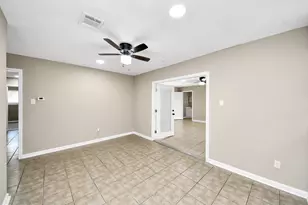 5406 Yorkwood St, Houston, TX 77016 - Photo 13