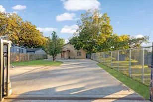 9506 E Avenue I, Houston, TX 77012 - Photo 3