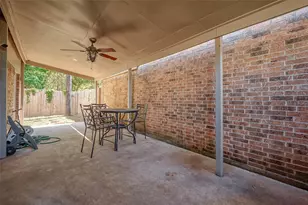 8618 Scenic Green Dr, Houston, TX 77088 - Photo 27