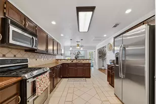 2919 Piccadilly Circus St, Pearland, TX 77581 - Photo 13