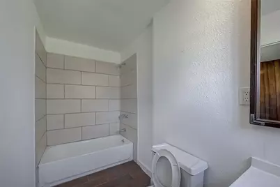 4905 Brinkley Street, Houston, TX 77033 - Photo 11