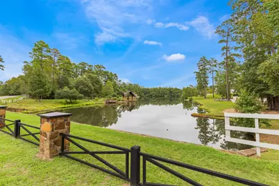 7330 Teaswood, Conroe, TX 77304 - Photo 11