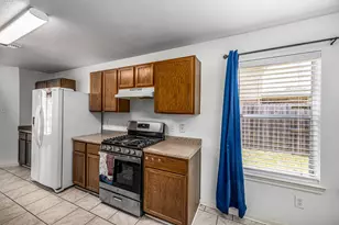 4802 Black Stone St, Baytown, TX 77521 - Photo 11