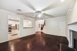 1510 Pine Creek Dr, Pearland, TX 77581 - Photo 9