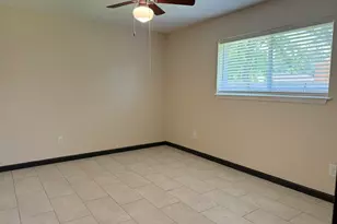 16806 Tibet Rd, Friendswood, TX 77546 - Photo 11