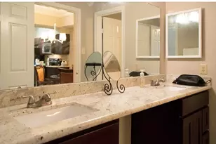 2255 Braeswood Park Dr, Houston, TX 77030 - Photo 9