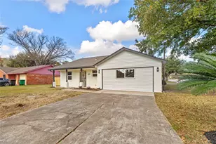 10027 Valley Sun Dr, Houston, TX 77078 - Photo 3