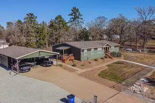 120 Mary Dr, Huntsville, TX 77320 - Photo 3