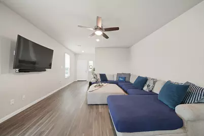 5330 Briana Dee Drive, Rosharon, TX 77583 - Photo 3