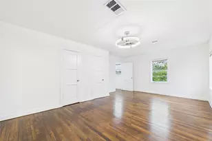 2016 Dunlavy St, Houston, TX 77006 - Photo 13