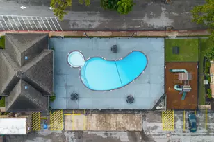 11002 Hammerly Blvd, Houston, TX 77043 - Photo 11