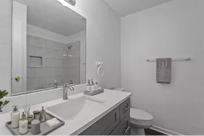 11002 Hammerly Boulevard #61, Houston, TX 77043 - Photo 5