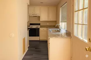 9146 Wilcrest Dr, Houston, TX 77099 - Photo 5