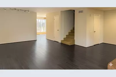 9146 Wilcrest Drive #9146, Houston, TX 77099 - Photo 7