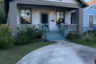 3911 Bernardo De Galvez Ave, Galveston, TX 77550 - Photo 3