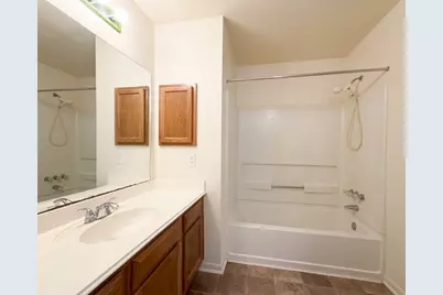 2710 Glen Cullen Lane, Pearland, TX 77584 - Photo 11
