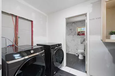 220 Hicks Loop Loop W, Cleveland, TX 77328 - Photo 17