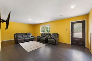 220 Hicks Loop Loop W, Cleveland, TX 77328 - Photo 11