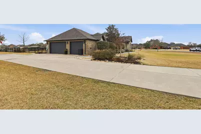 422 Lago Circle Drive N, Santa Fe, TX 77517 - Photo 5