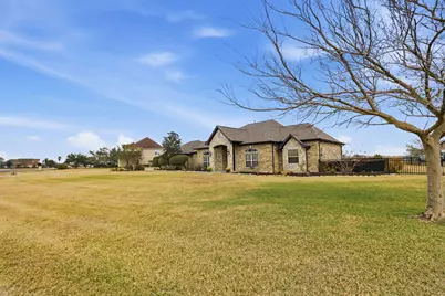 422 Lago Circle Drive N, Santa Fe, TX 77517 - Photo 3