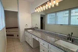 11842 Taylorcrest Rd, Houston, TX 77024 - Photo 9