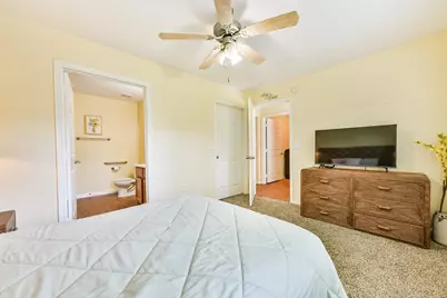 207 Oakridge Drive, Hitchcock, TX 77563 - Photo 13