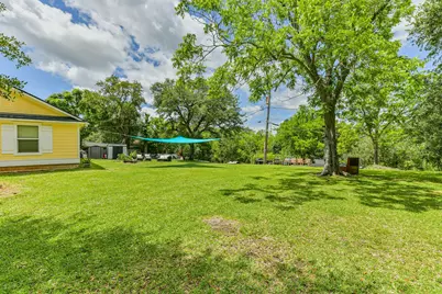 207 Oakridge Drive, Hitchcock, TX 77563 - Photo 23