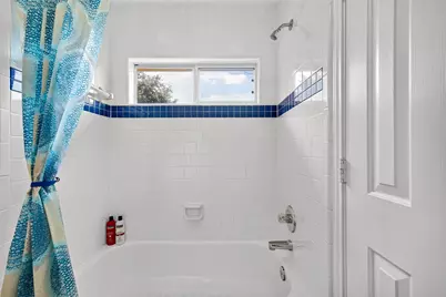 410 Sea Borough Lane, League City, TX 77573 - Photo 33