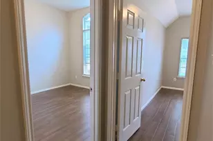 18818 Harbor Key Cir, Houston, TX 77084 - Photo 9