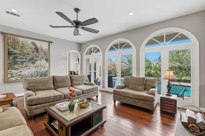 103 Medford Court, Sugar Land, TX 77478 - Photo 5