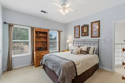 103 Medford Court, Sugar Land, TX 77478 - Photo 27