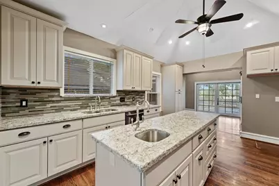 6733 Sylvan Road, Houston, TX 77023 - Photo 11