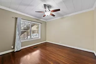 6733 Sylvan Rd, Houston, TX 77023 - Photo 9