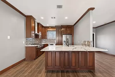 2410 Engeling, Rosenberg, TX 77471 - Photo 11